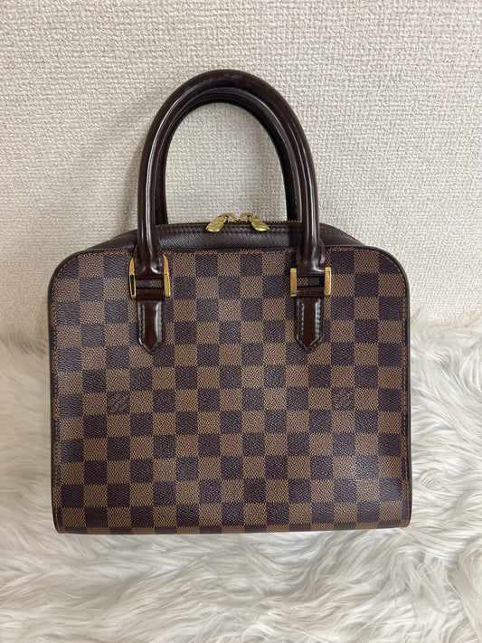 Louis Vuitton Brown Shoulder Bags A-16425
