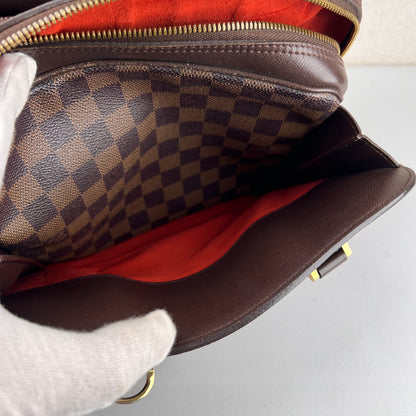 Louis Vuitton Brown Shoulder Bags A-16425