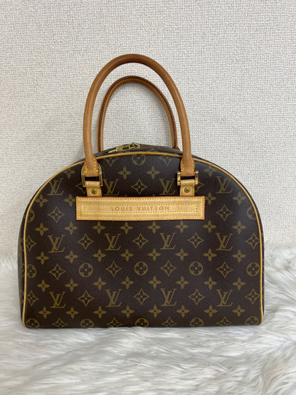 Louis Vuitton Brown Shoulder Bags A-16426