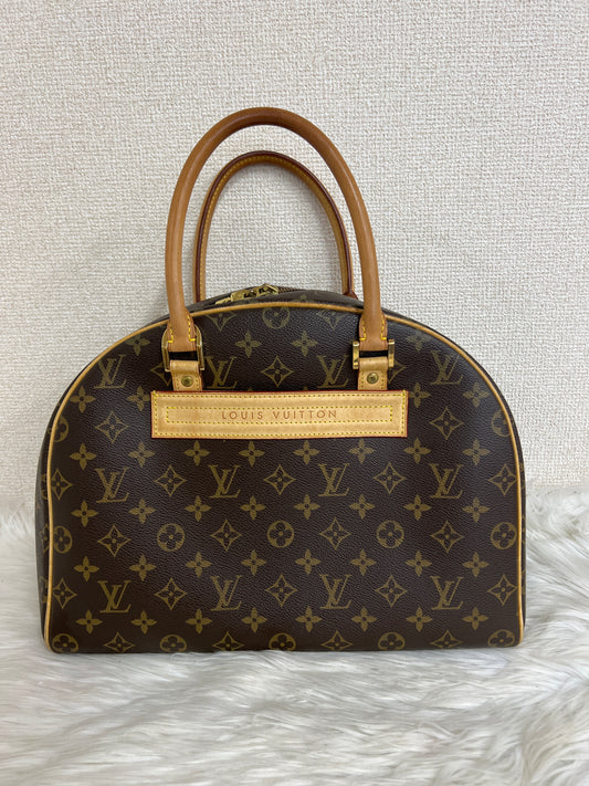 Louis Vuitton Brown Shoulder Bags A-16426