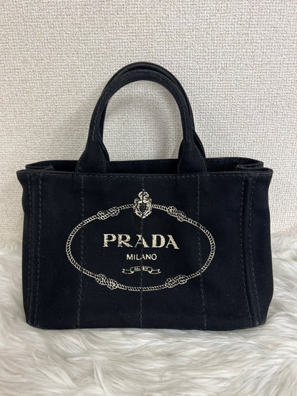 Prada Black Tote Bags A-16429