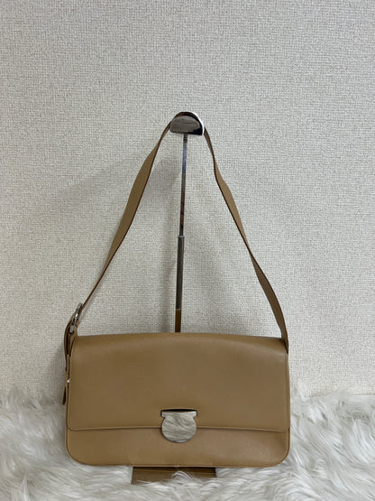 Ferragamo Beige Shoulder Bags A-16434