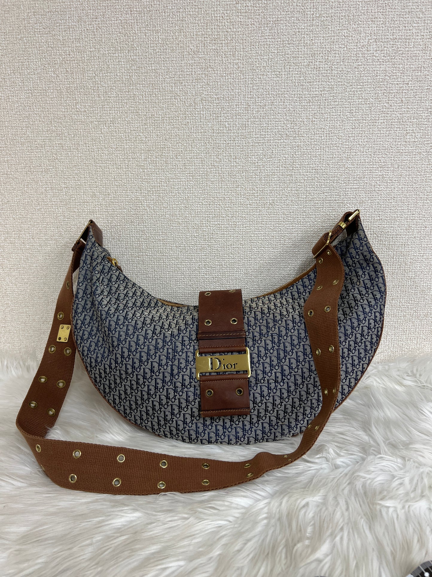 Dior Navy Shoulder Bags A-16435