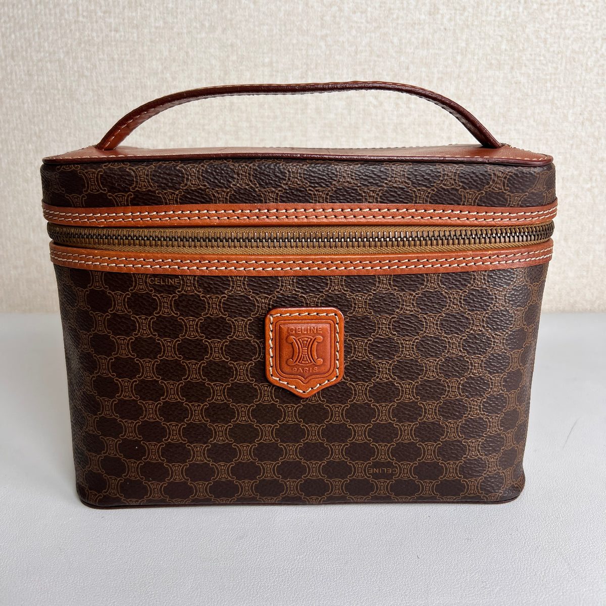 Celine Brown Handle Bags A-16437