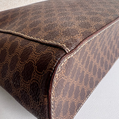 Celine Brown Handle Bags A-16437