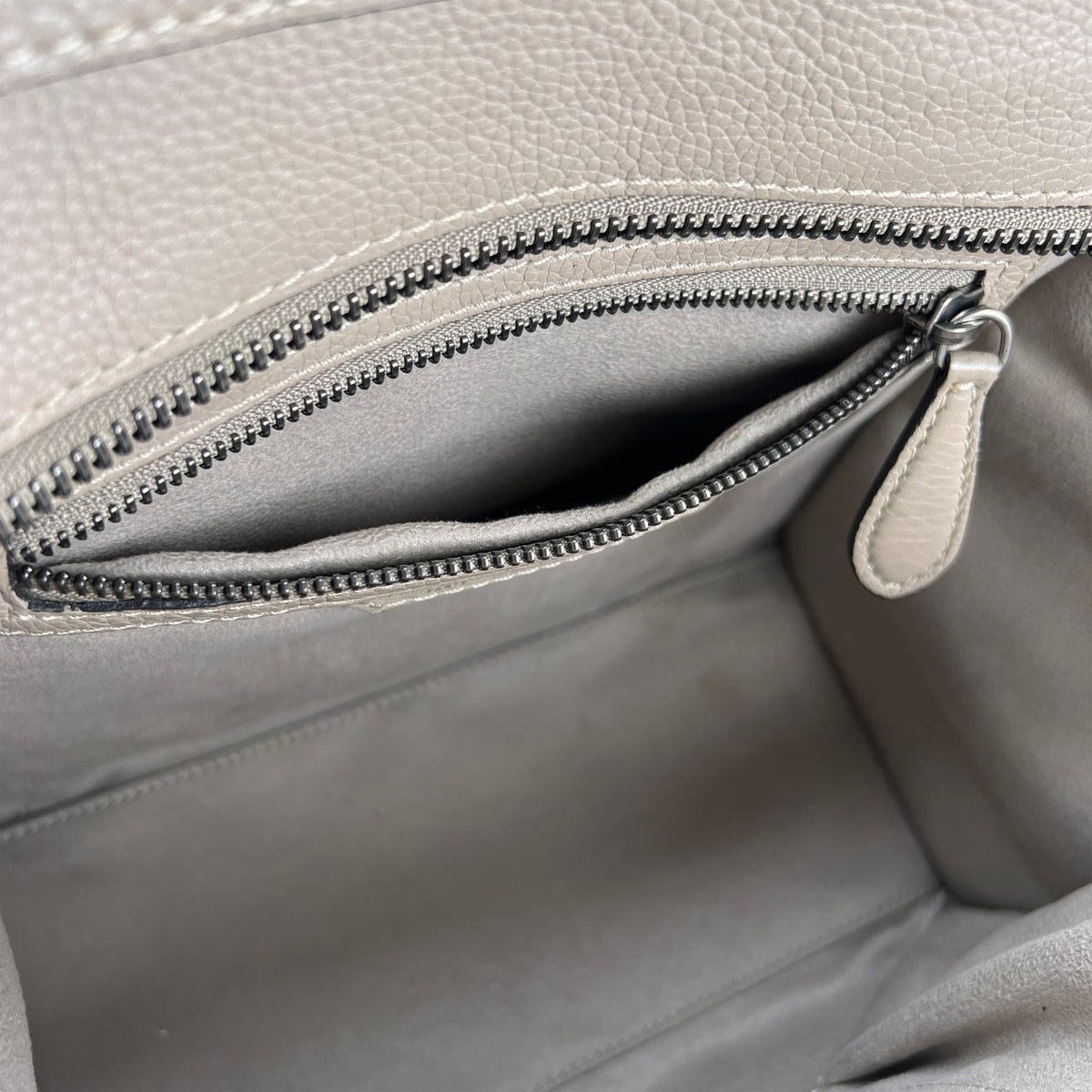 Celine Beige Handle Bags A-16441