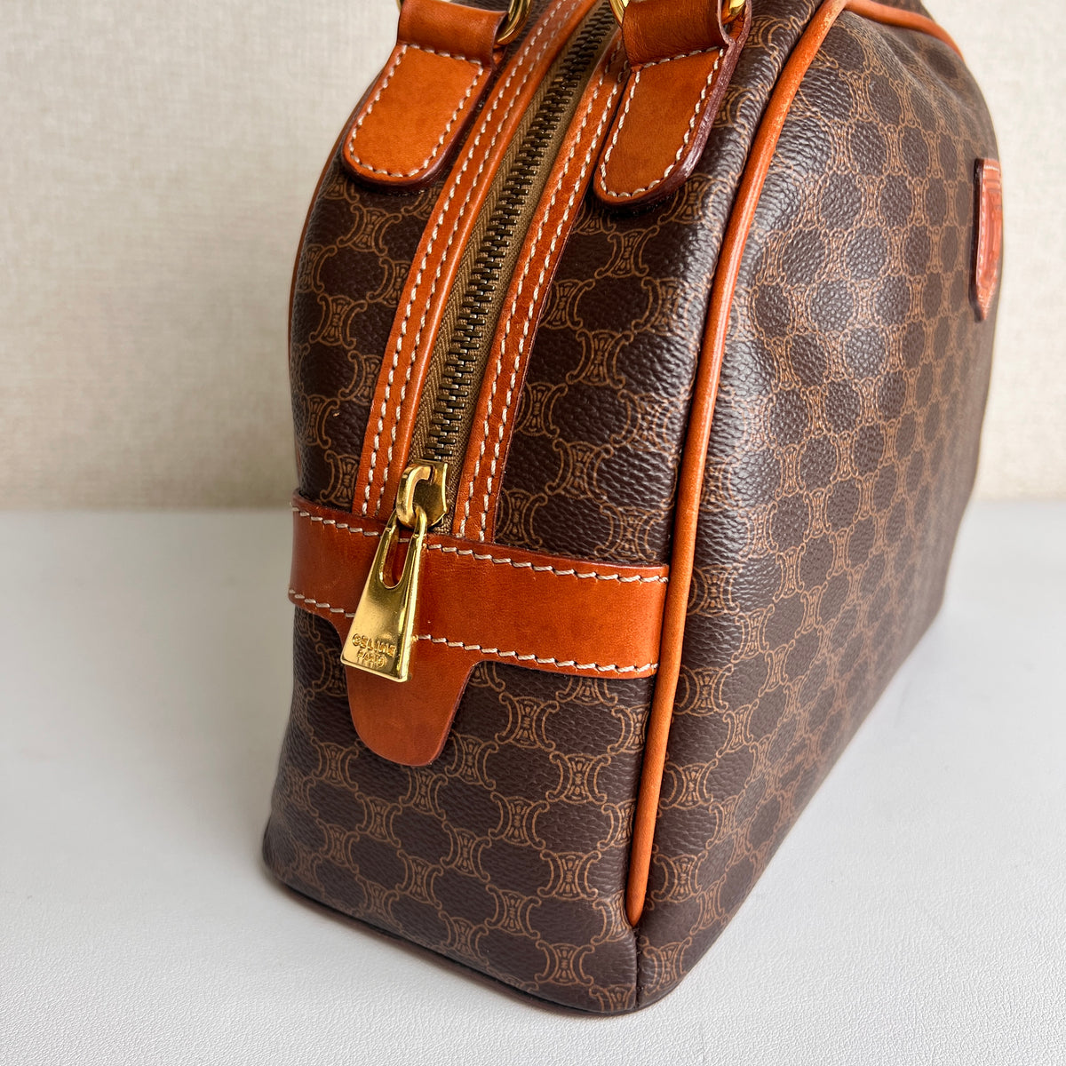Celine Brown Handle Bags A-16447
