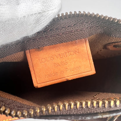 Louis Vuitton Brown Handle Bags A-16452