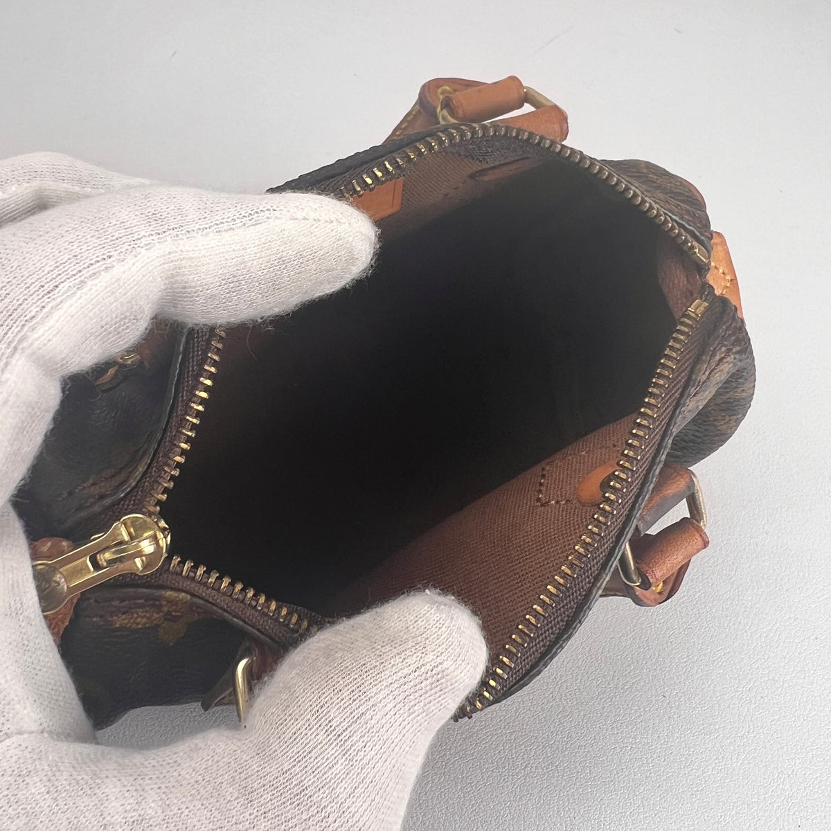 Louis Vuitton Brown Handle Bags A-16452