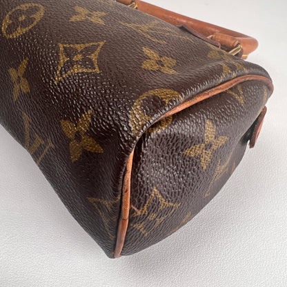 Louis Vuitton Brown Handle Bags A-16452