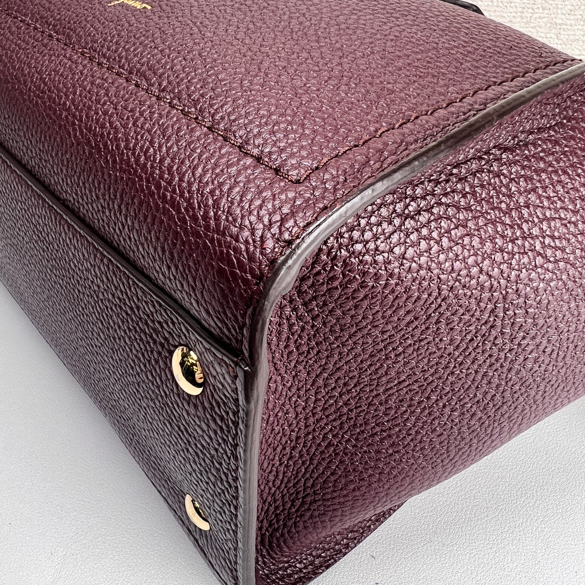 Ferragamo Bordeaux Handle Bags A-16455