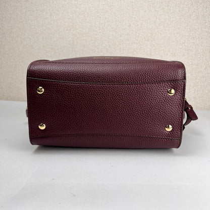 Ferragamo Bordeaux Handle Bags A-16455