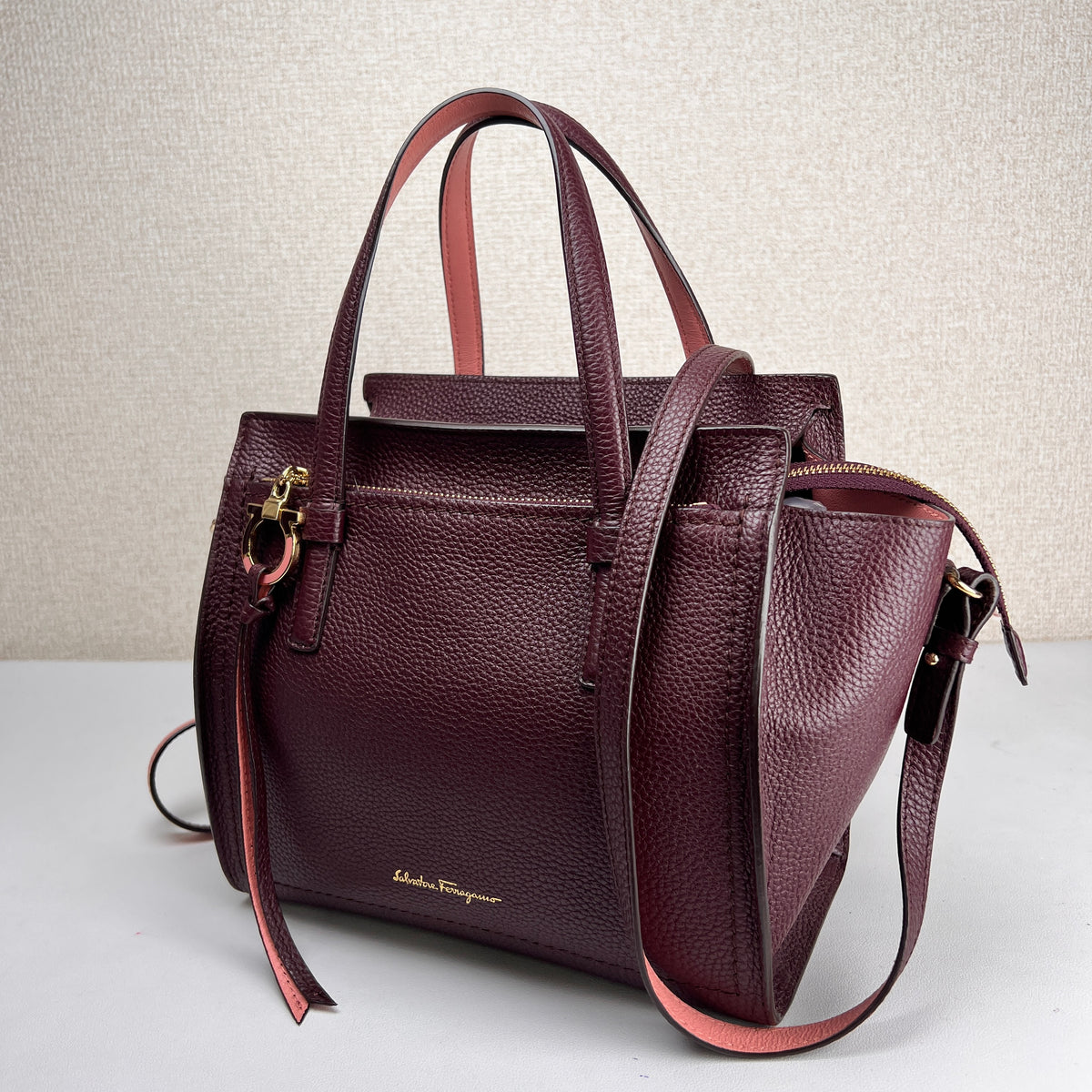 Ferragamo Bordeaux Handle Bags A-16455