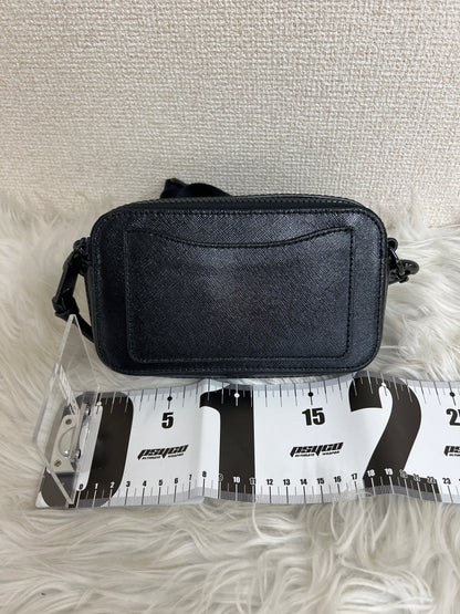 Marc Jacobs Black Shoulder Bags A-16456