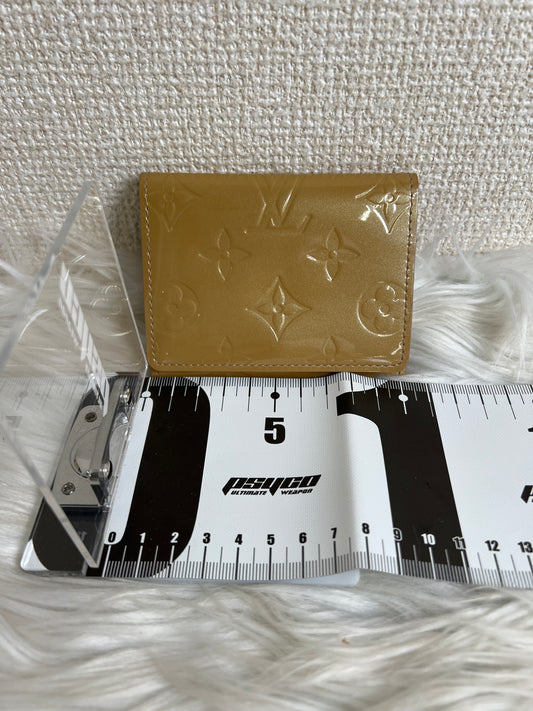 Louis Vuitton Beige Pouches A-16464