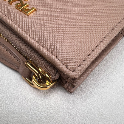 Prada Beige Wallets A-16479