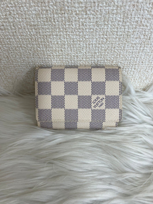 Louis Vuitton White Small goods A-16481