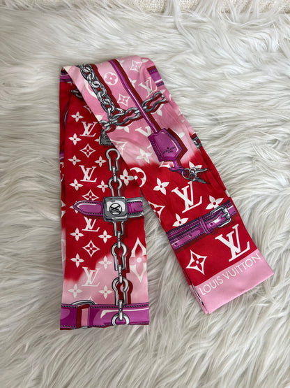 Louis Vuitton Red Scarves A-16492
