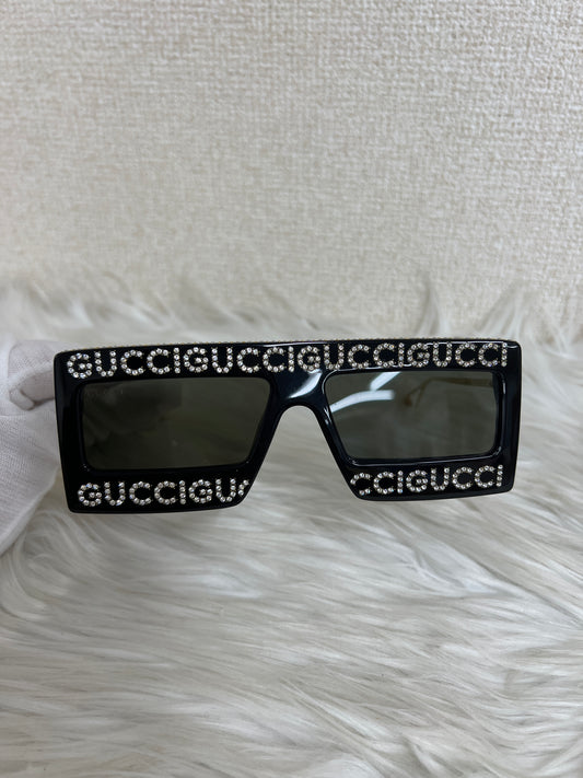 Gucci Black Sunglasses A-16497