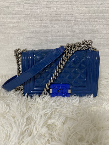 Chanel Blue Shoulder Bags A-16499