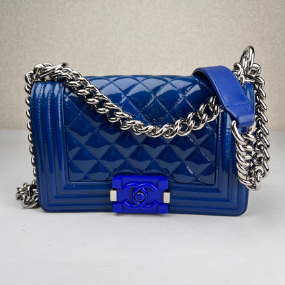 Chanel Blue Shoulder Bags A-16499