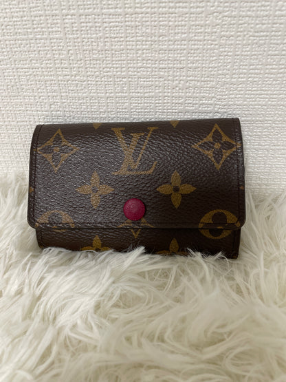 Louis Vuitton Brown Small goods A-16507