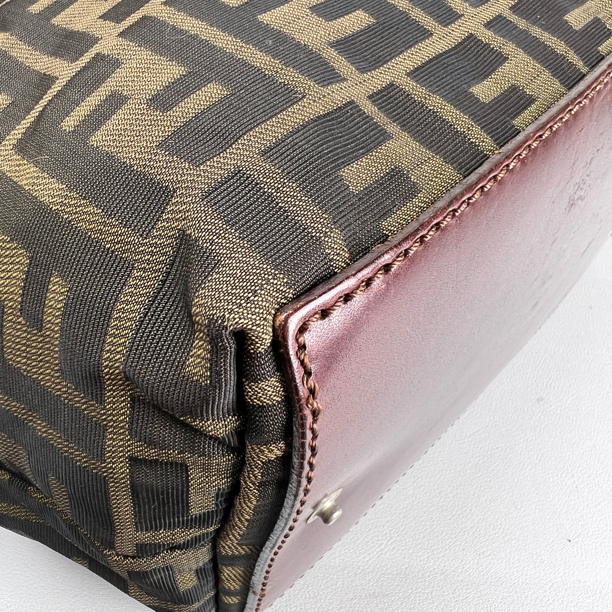 Fendi Brown Handle Bags A-16508