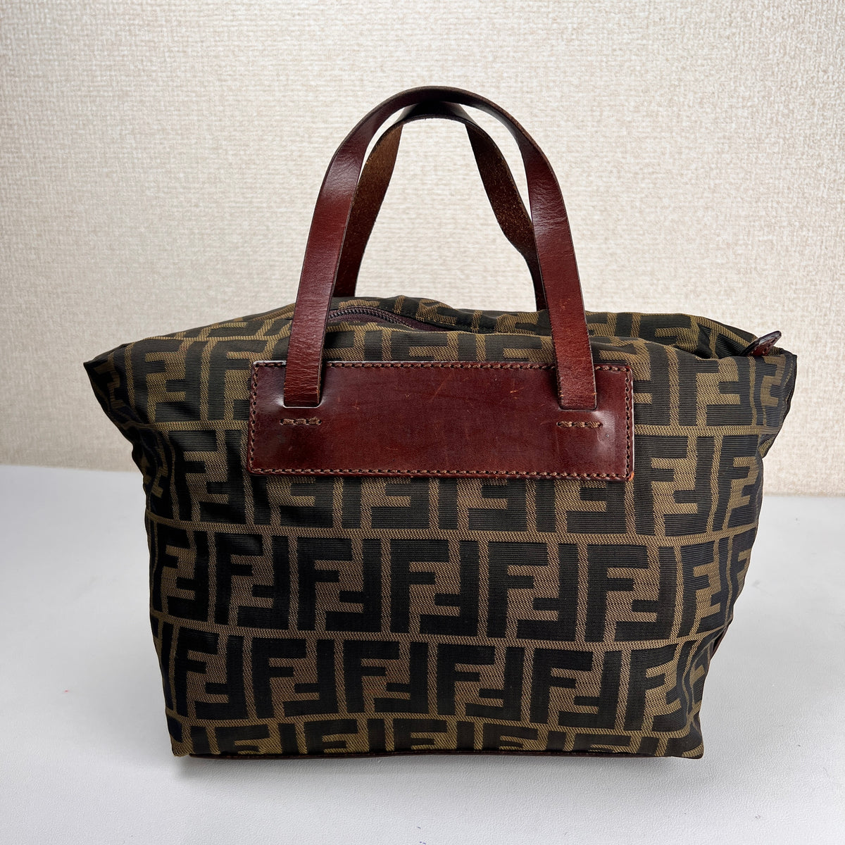 Fendi Brown Handle Bags A-16508