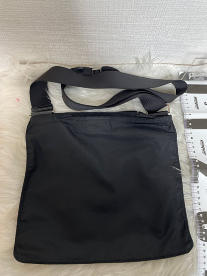 Prada Black Shoulder Bags A-16515