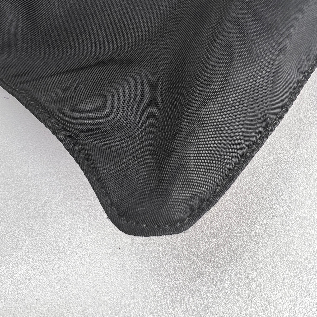 Prada Black Shoulder Bags A-16515