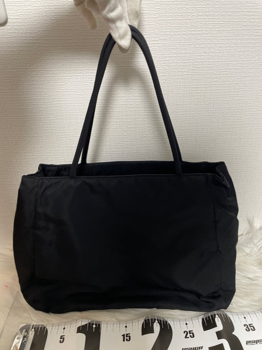 Prada Black Tote Bags A-16527