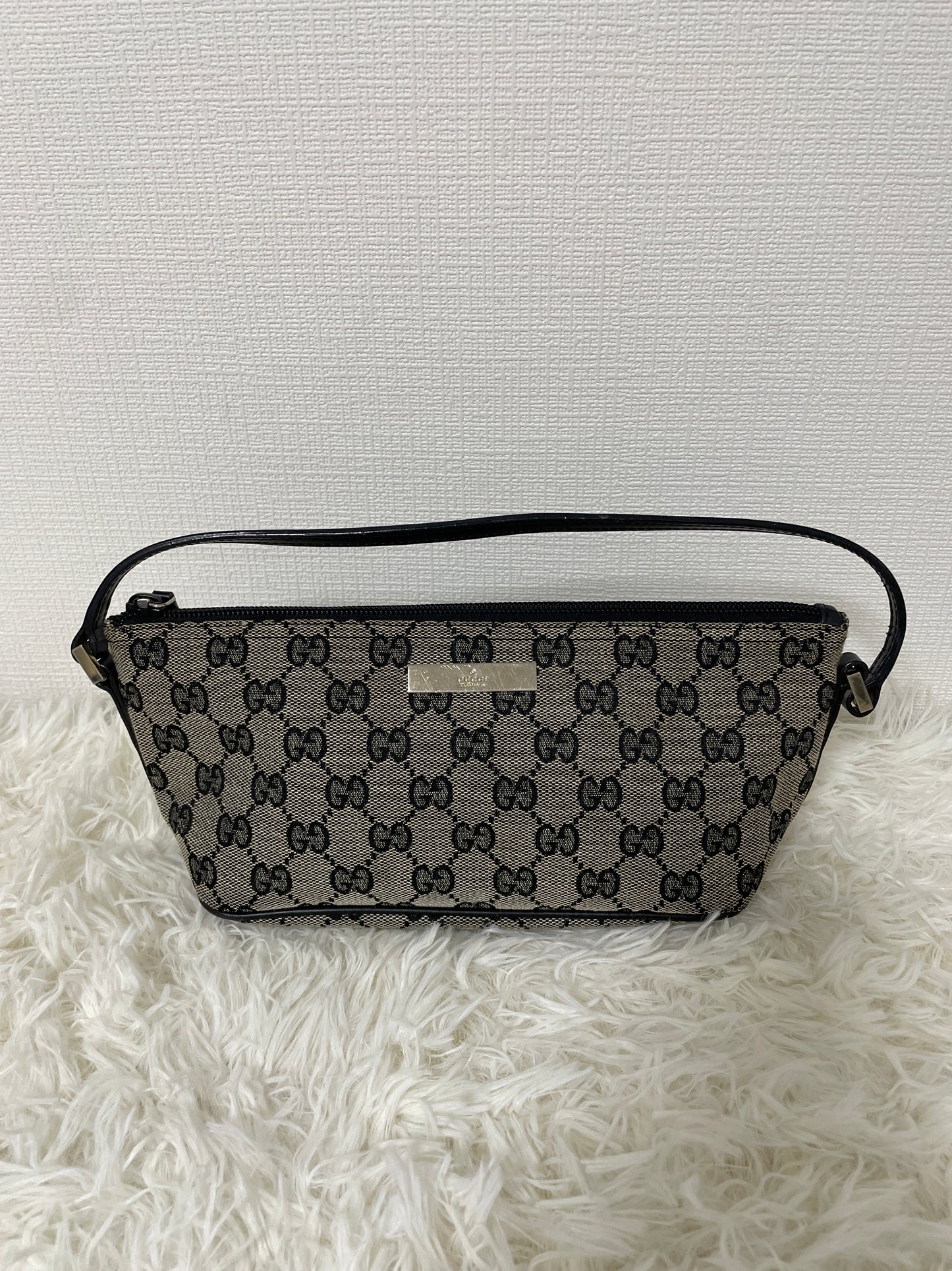 Gucci Black Pouches A-16531