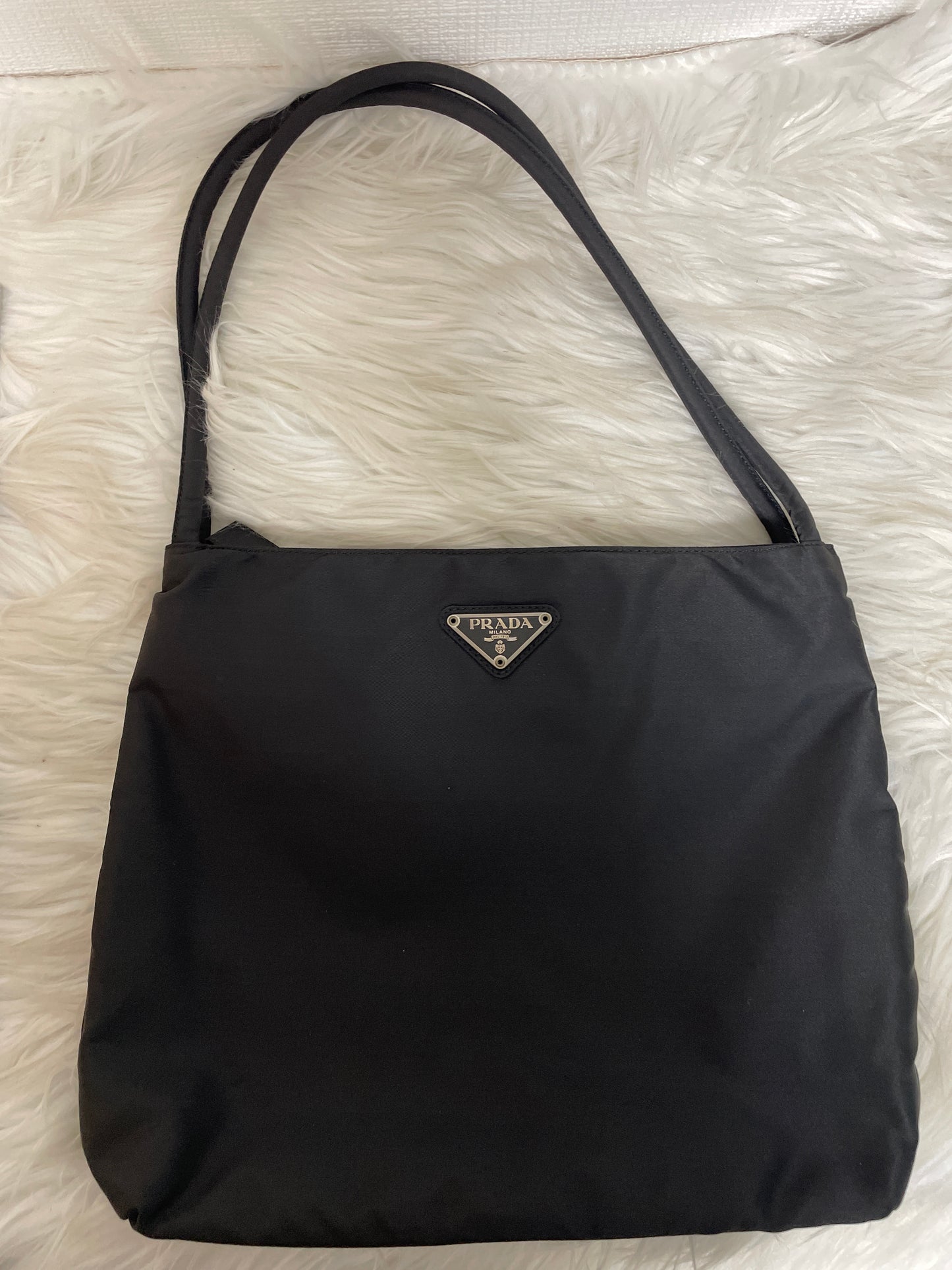 Prada Black Handle Bags A-16537