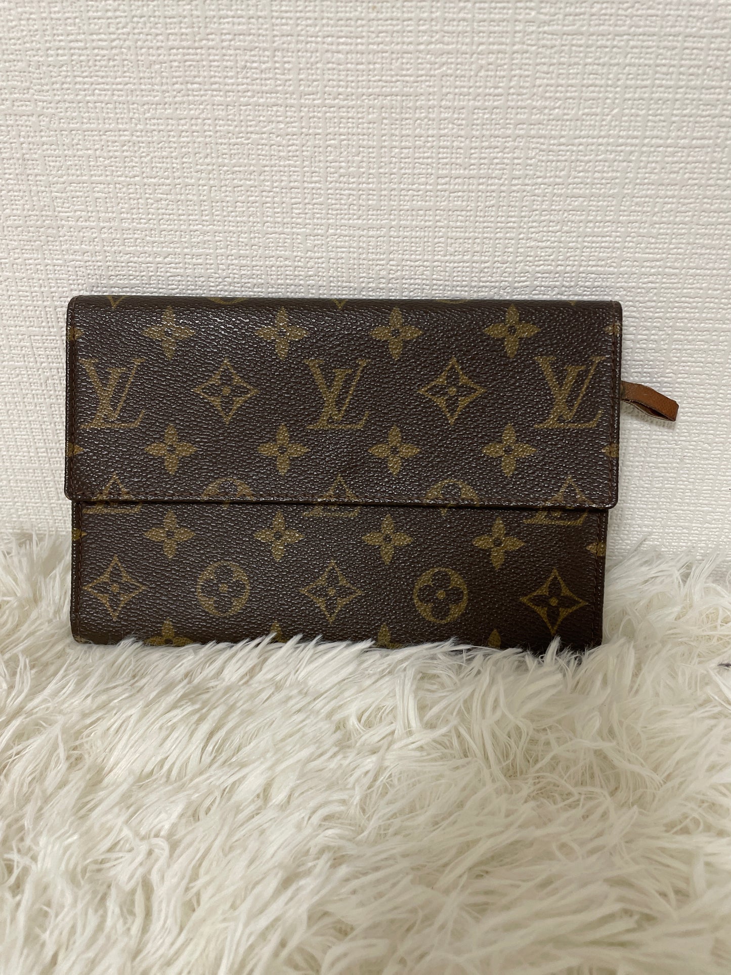 Louis Vuitton Brown Wallets A-16539