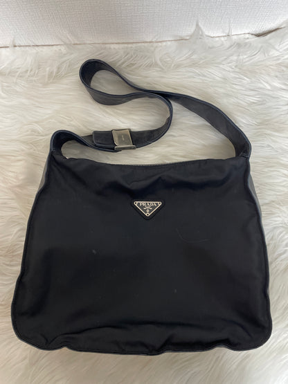 Prada Black Shoulder Bags A-16540