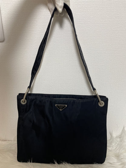 Prada Black Shoulder Bags A-16542