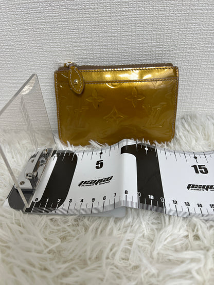 Louis Vuitton Yellow Wallets A-16586