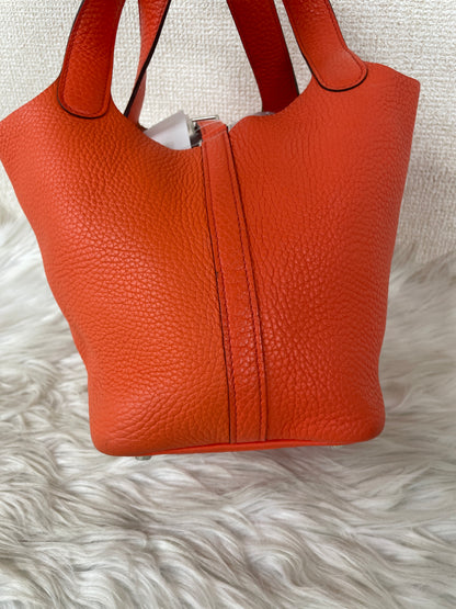 Hermes Orange Shoulder Bags A-16589