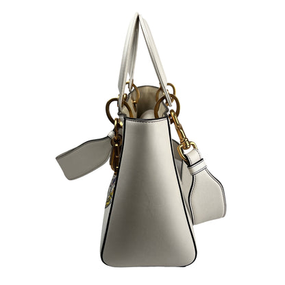Dior White Shoulder Bags A-16591