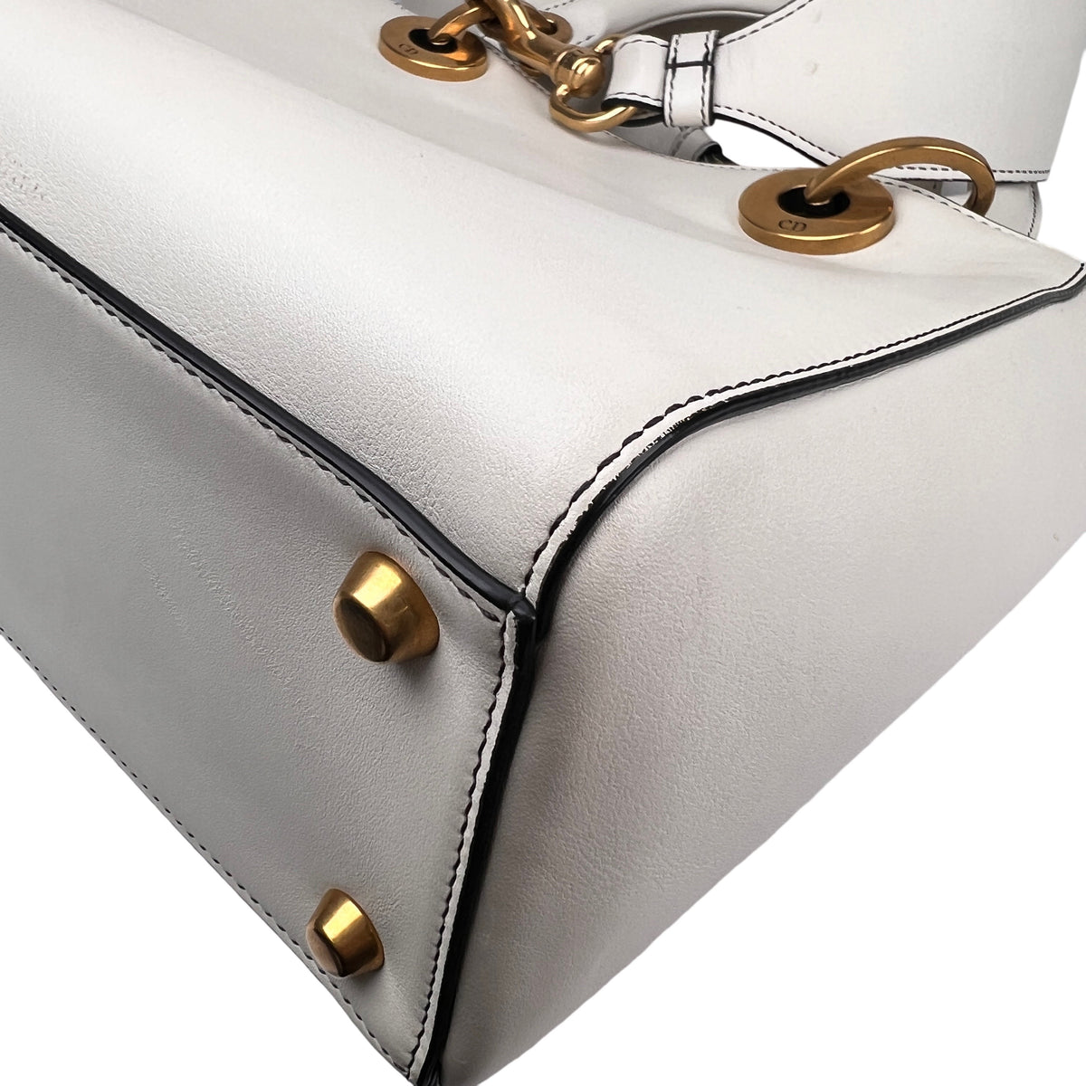 Dior White Shoulder Bags A-16591