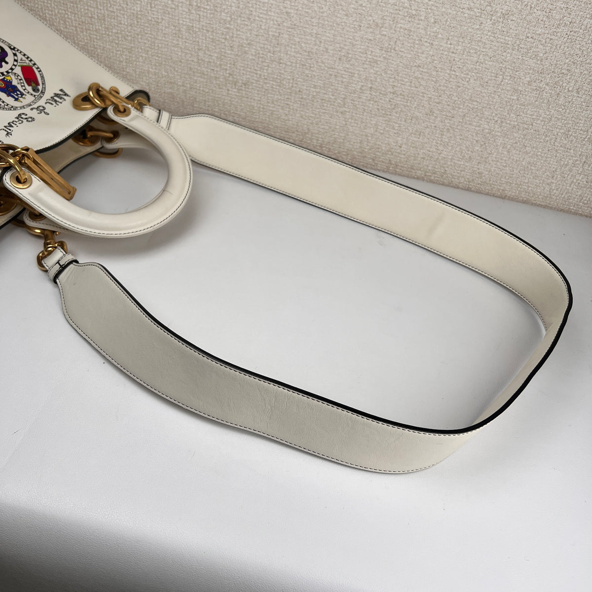 Dior White Shoulder Bags A-16591