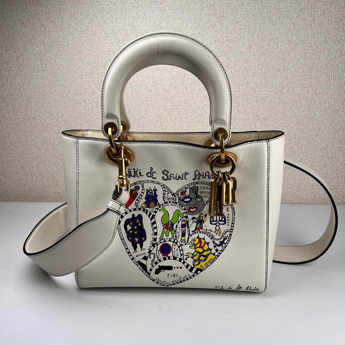 Dior White Shoulder Bags A-16591