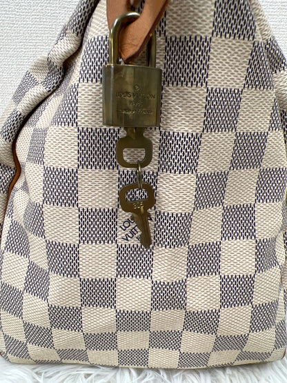 Louis Vuitton Beige Handle Bag A-16602