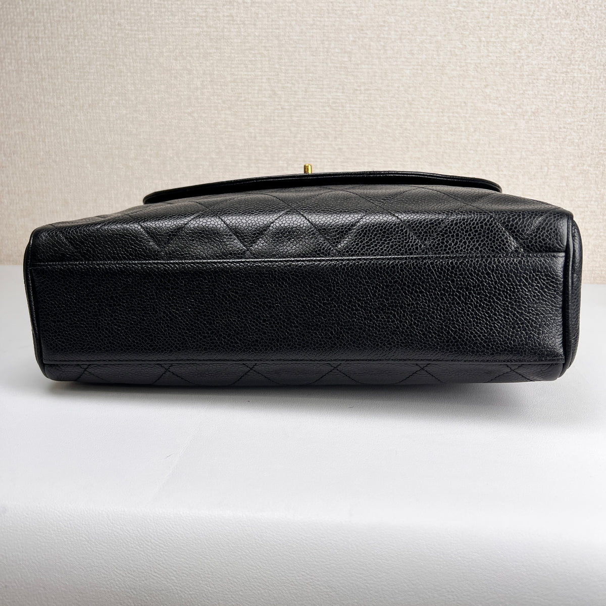 Chanel Black Shoulder Bags A-16603