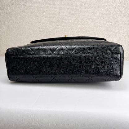 Chanel Black Shoulder Bags A-16603