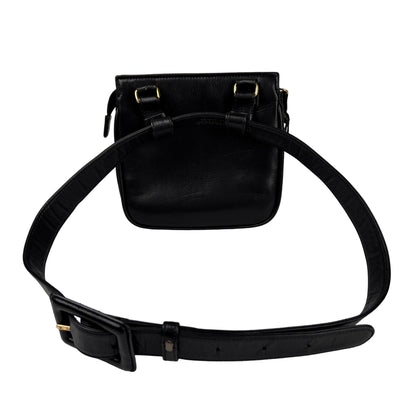Chanel Black Shoulder Bags A-16609