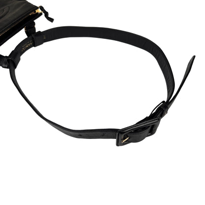 Chanel Black Shoulder Bags A-16609