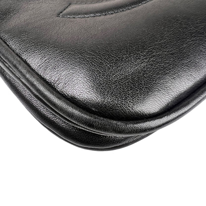 Chanel Black Shoulder Bags A-16609