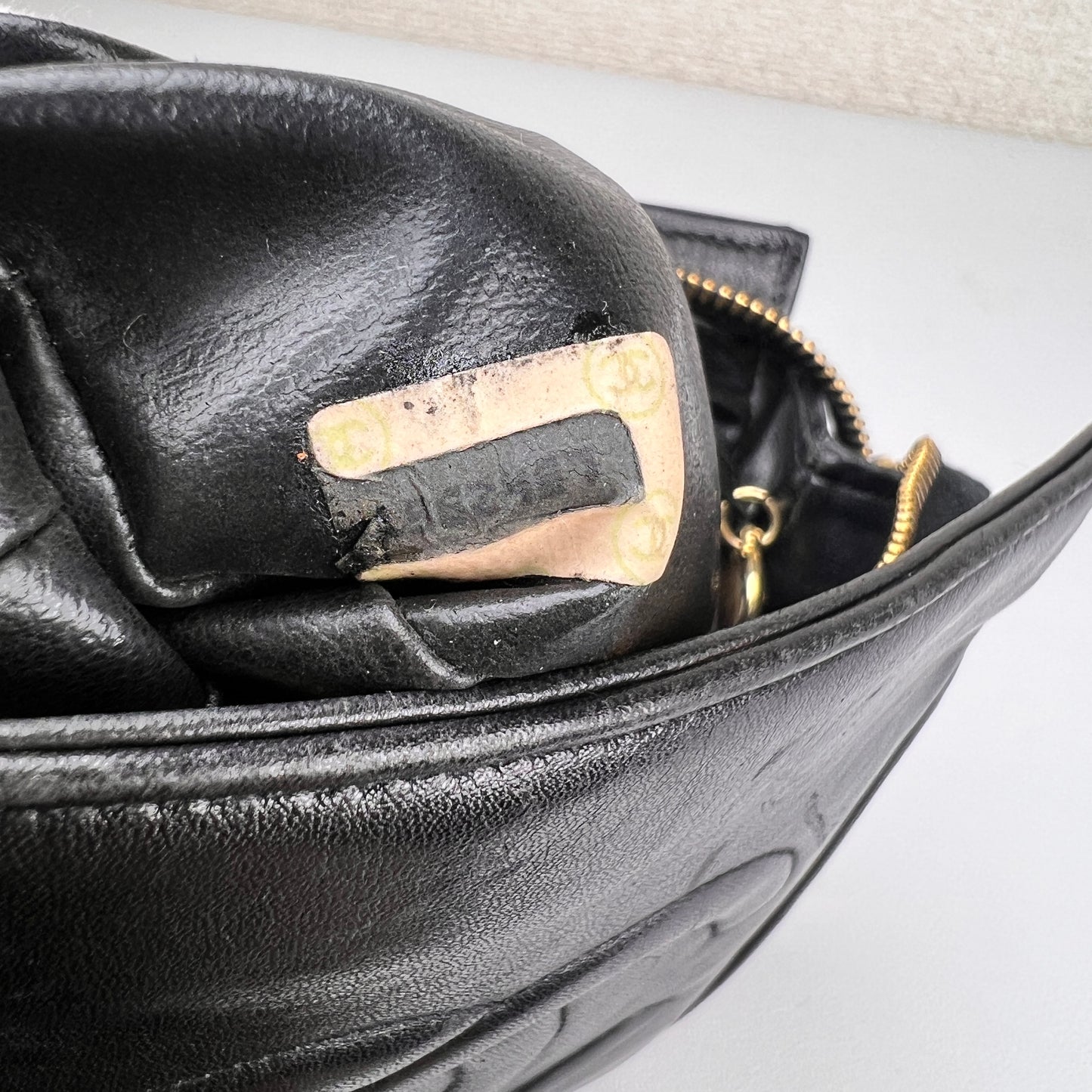 Chanel Black Shoulder Bags A-16609