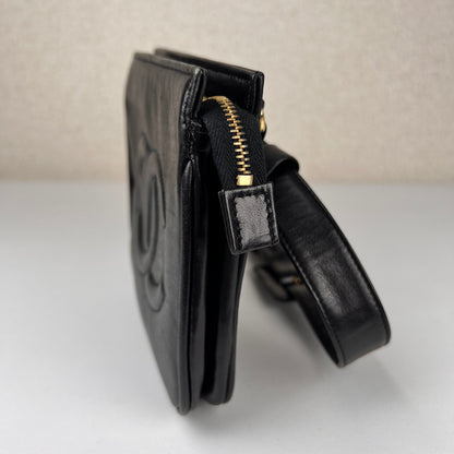 Chanel Black Shoulder Bags A-16609